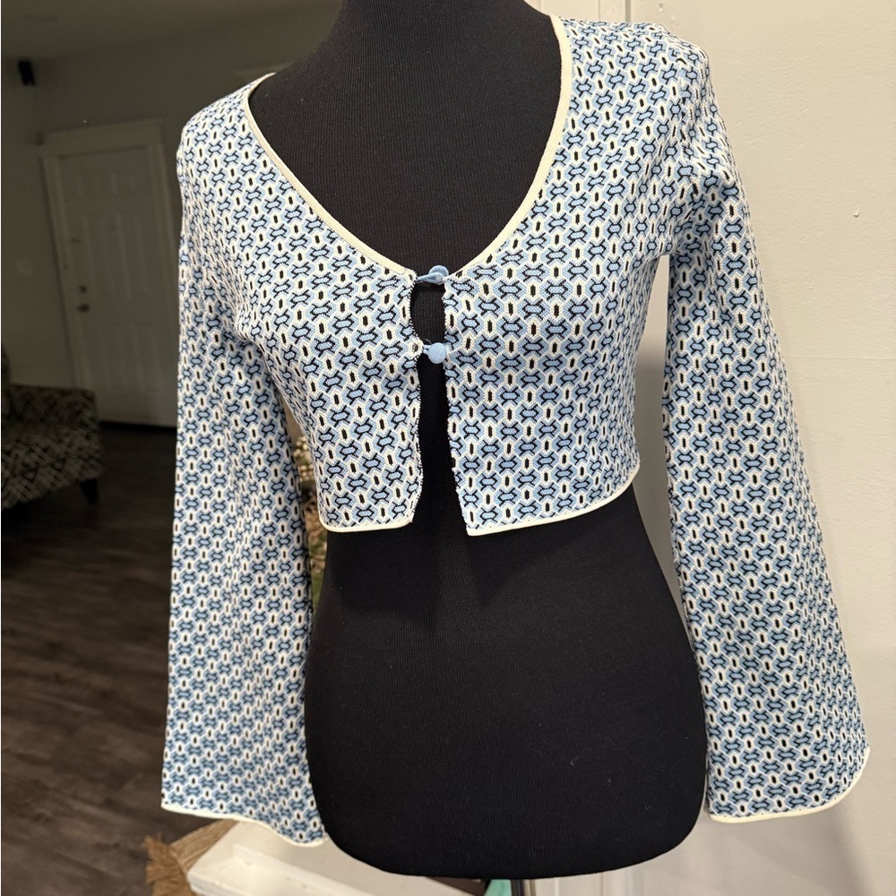 Zara Black and Blue Patterned Knit Top